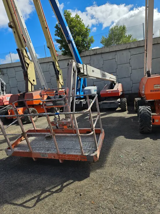 2015 Snorkel TB86J Boom Lift
