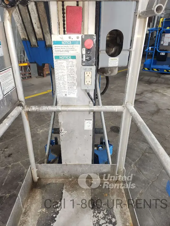 2018 Genie AWP-30SDC Pusharound Lift