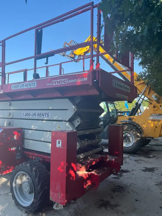 2018 MEC 6092RT Rough Terrain Scissor Lift