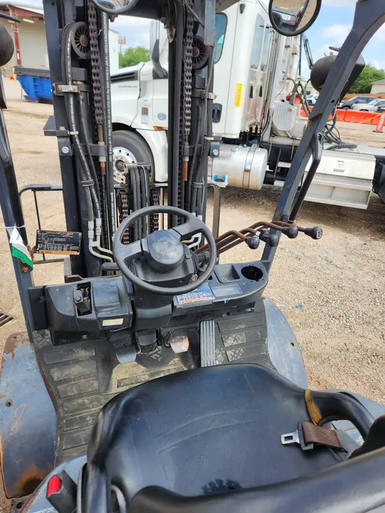 2019 Toyota 8FD35U Warehouse Forklift