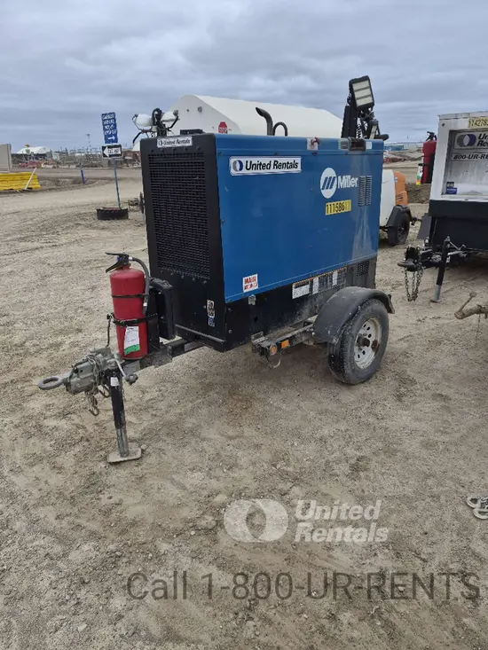 2021 Miller Welders Big Blue 500 Welder