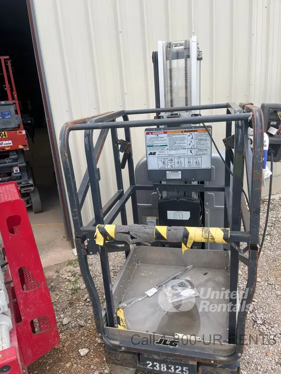 2017 JLG 20MVL Self-Propelled One-Person Lift
