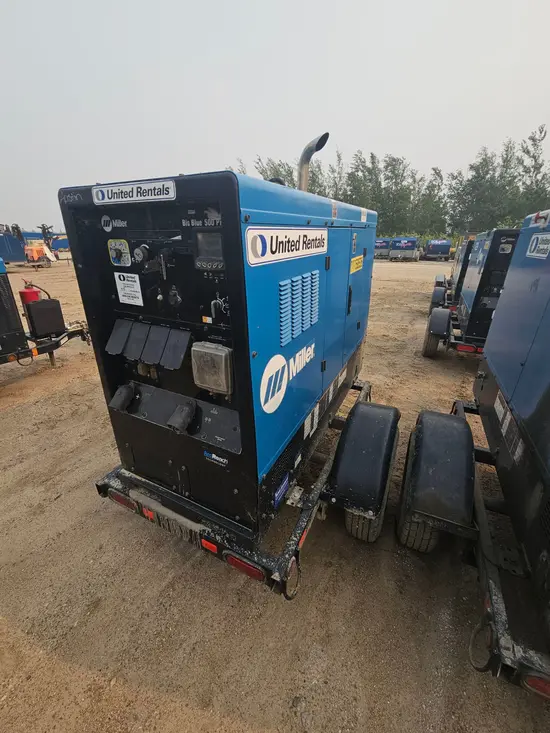 2021 Miller Welders Big Blue 500 Welder