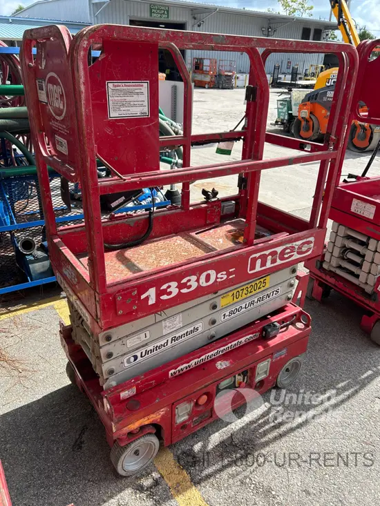 2018 MEC 1330SE Scissor Lift