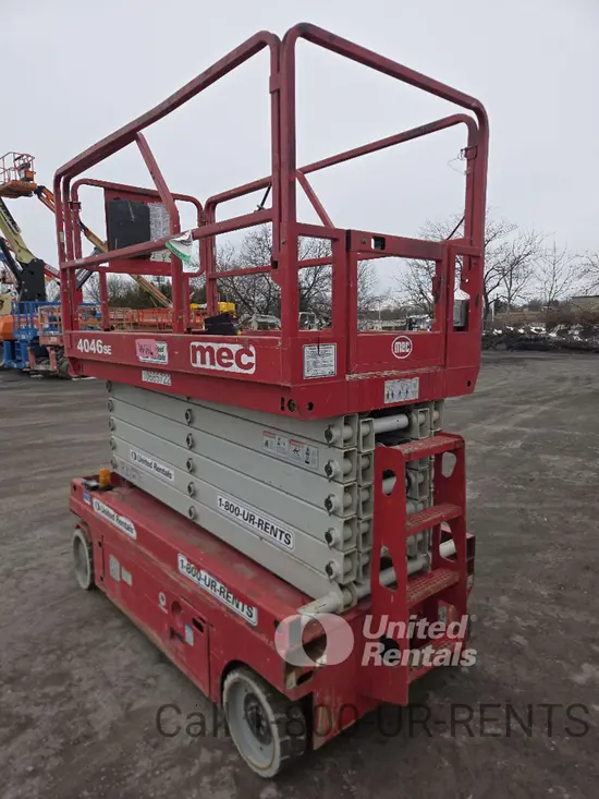 2017 MEC 4046SE Scissor Lift