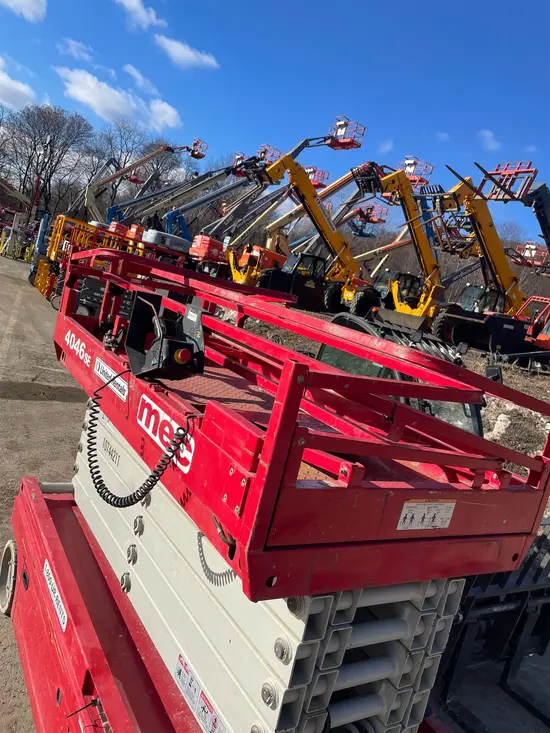 2018 MEC 4046SE Scissor Lift