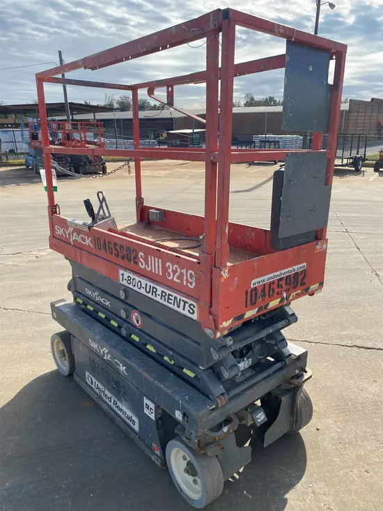 2016 Skyjack SJIII3219 Scissor Lift