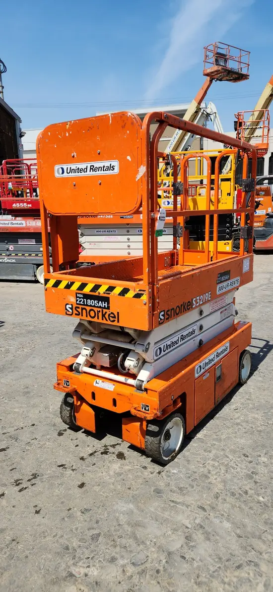 2019 Snorkel S3219E Scissor Lift