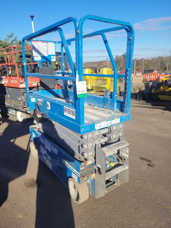 2017 Genie GS-1930 Scissor Lift