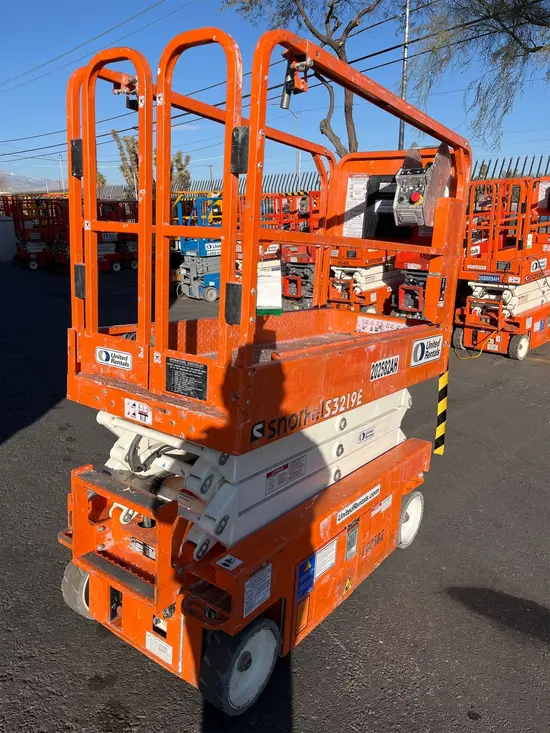 2018 Snorkel S3219E Scissor Lift
