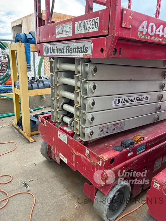 2019 MEC 4046SE Scissor Lift