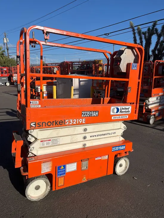 2019 Snorkel S3219E Scissor Lift