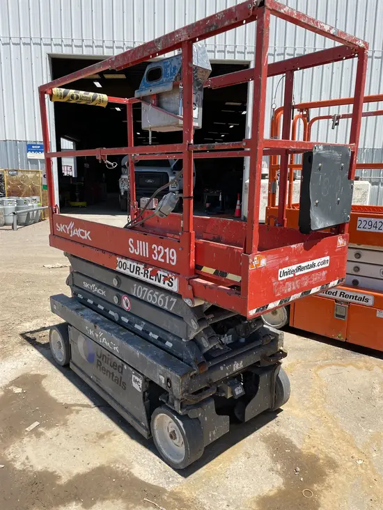 2018 Skyjack SJIII3219 Scissor Lift