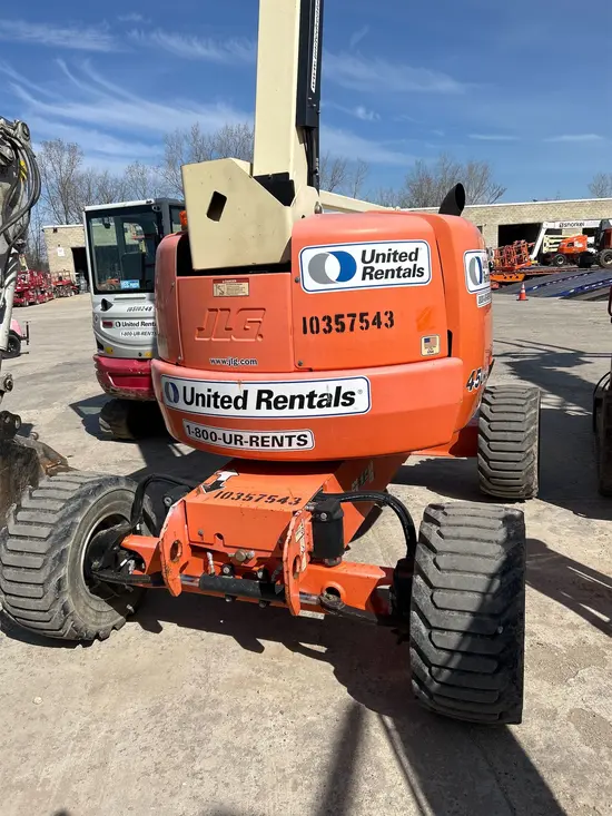 2015 JLG 450AJ Articulating Boom Lift