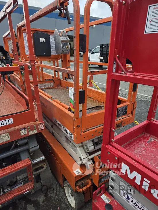 2019 Snorkel S3219E Scissor Lift