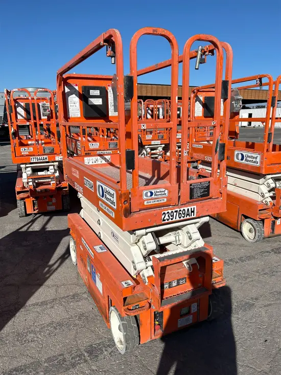 2019 Snorkel S3219E Scissor Lift