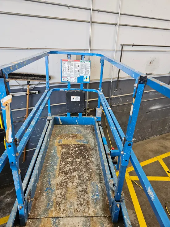 2016 Genie GS-3232 Scissor Lift