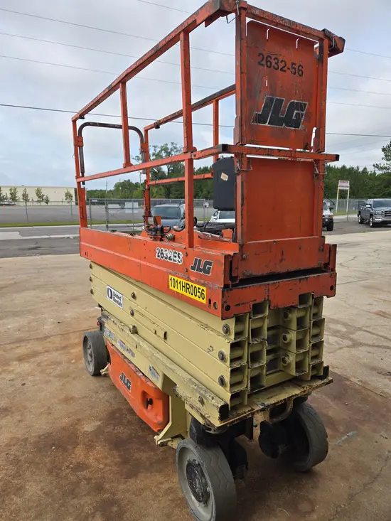 2017 JLG 2632ES Scissor Lift
