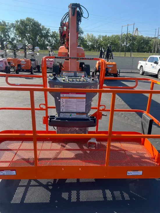 2016 JLG 1350SJP Boom Lift