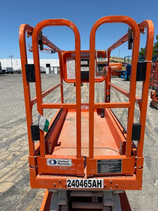 2019 Snorkel S3219E Scissor Lift