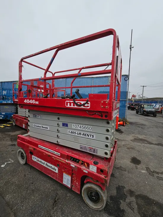 2018 MEC 4046SE Scissor Lift