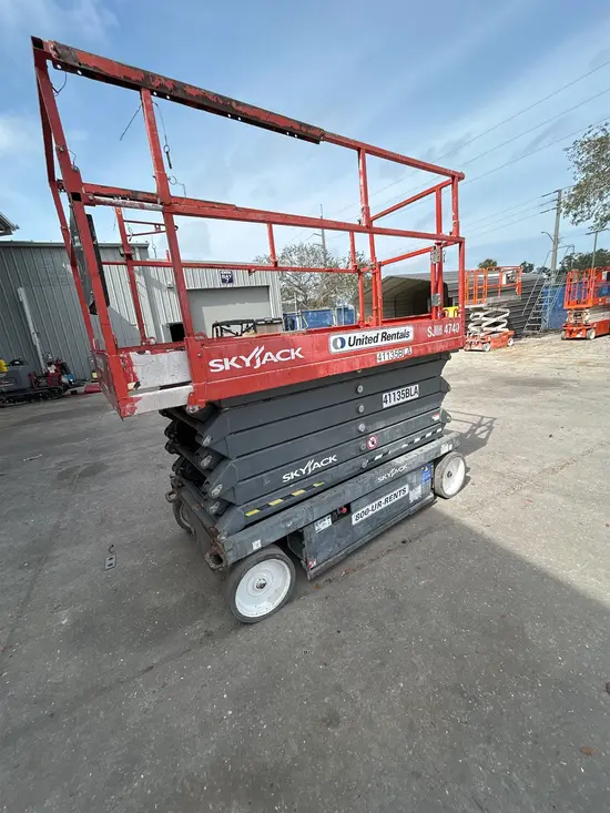 2017 Skyjack SJIII4740 Scissor Lift