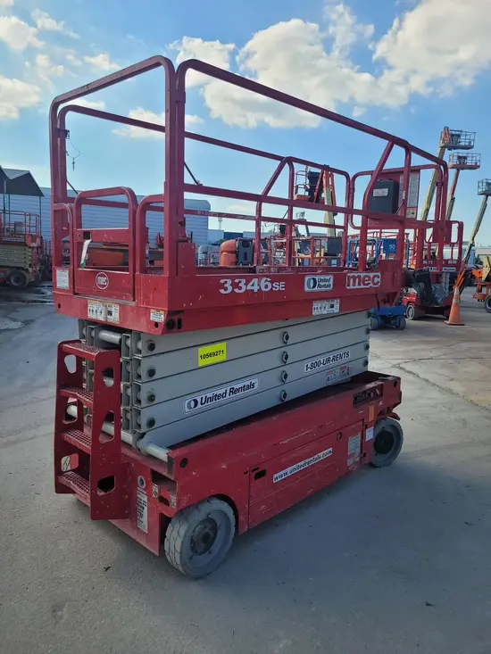 2017 MEC 3346SE Scissor Lift