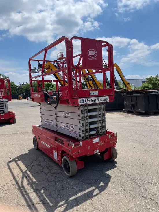 2017 MEC 4046SE Scissor Lift
