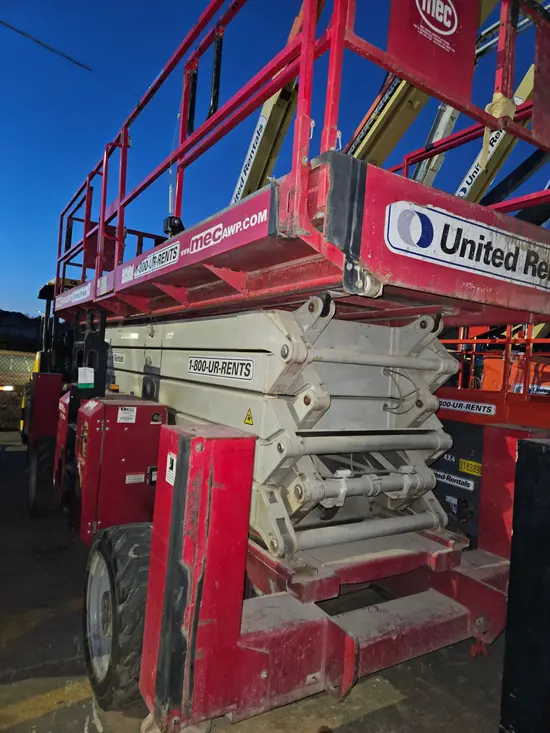 2015 MEC 6092RT Rough Terrain Scissor Lift
