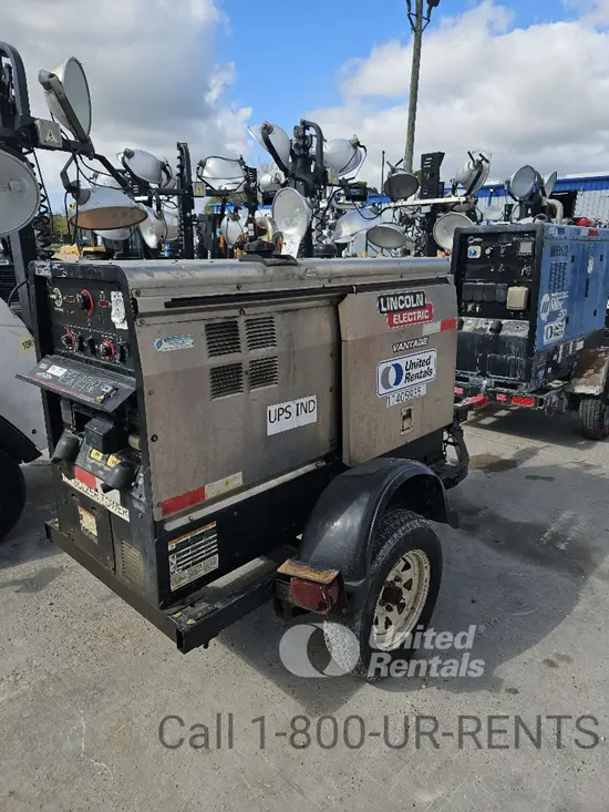 2022 Lincoln Electric LE500X Welder