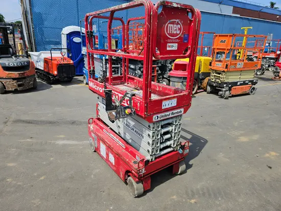 2018 MEC MICRO 19 Scissor Lift