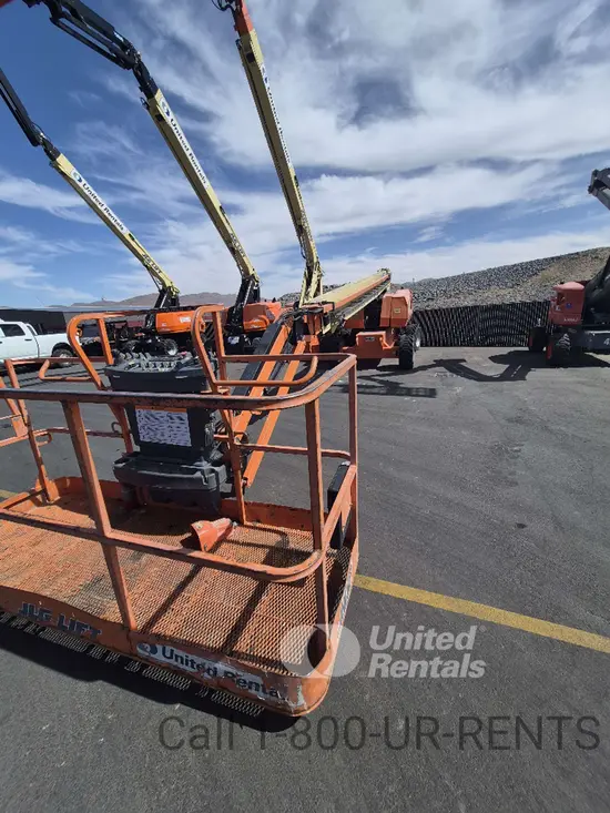2018 JLG 860SJ Boom Lift
