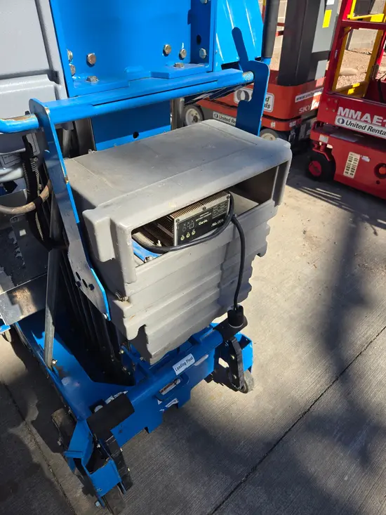 2019 Genie AWP-30SDC Pusharound Lift