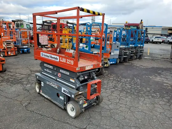 2017 Skyjack SJIII3219 Scissor Lift