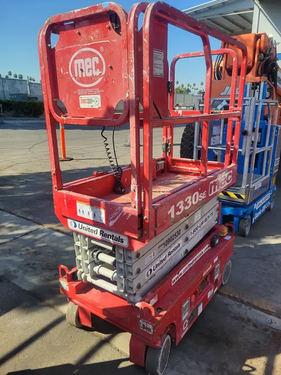 2019 MEC 1330SE Scissor Lift
