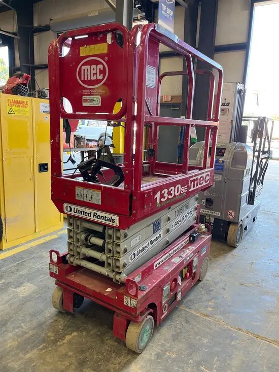 2019 MEC 1330SE Scissor Lift
