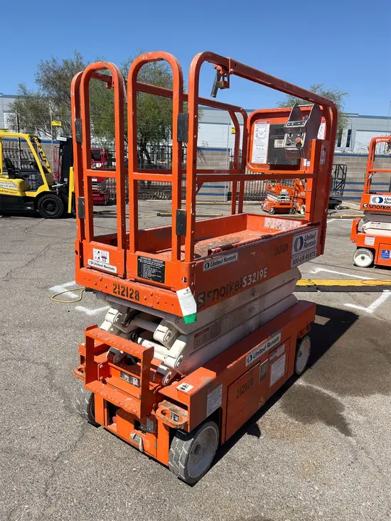 2018 Snorkel S3219E Scissor Lift