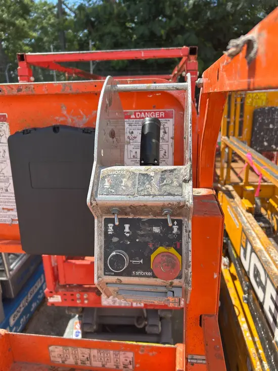2019 Snorkel S3219E Scissor Lift