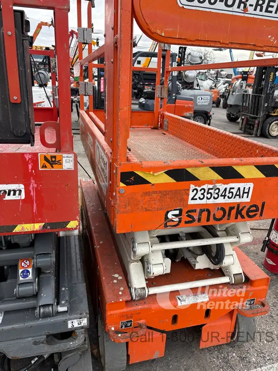 2019 Snorkel S3219E Scissor Lift