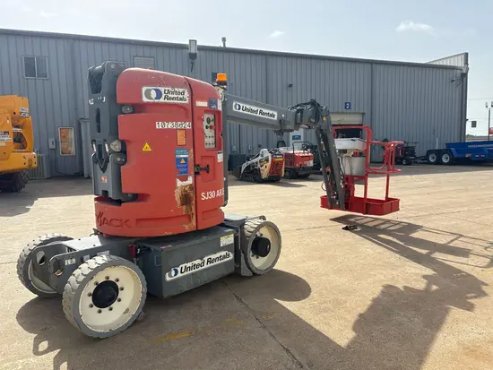 2018 Skyjack SJ30ARJE Articulating Boom Lift