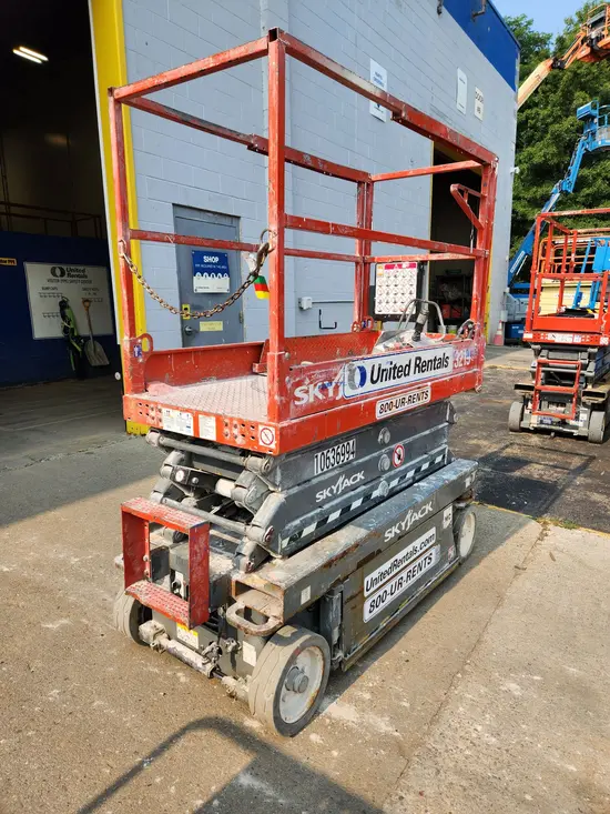 2017 Skyjack SJIII3219 Scissor Lift