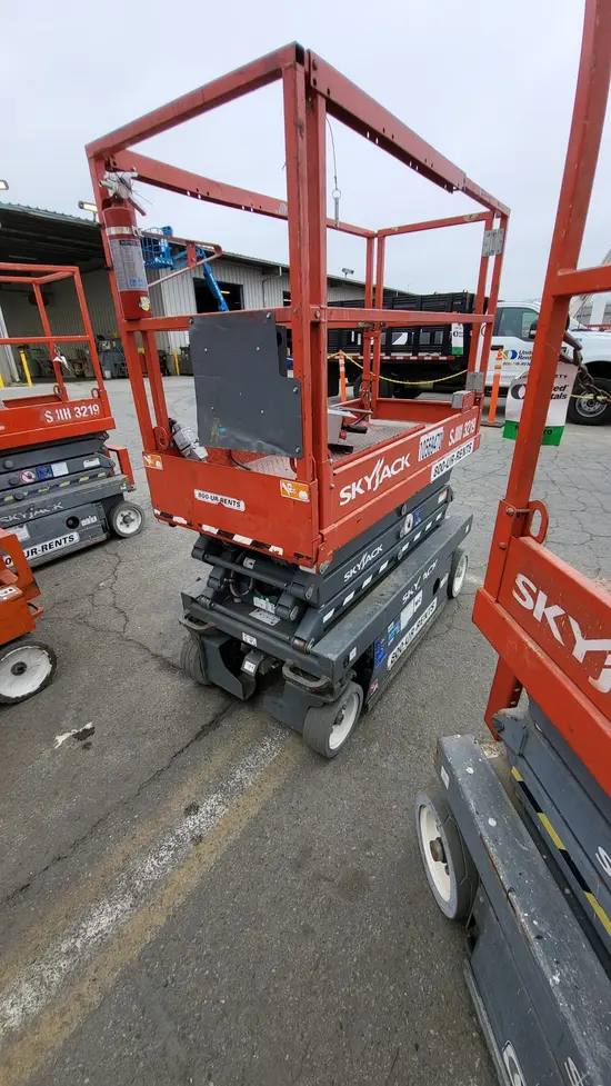 2017 Skyjack SJIII3219 Scissor Lift