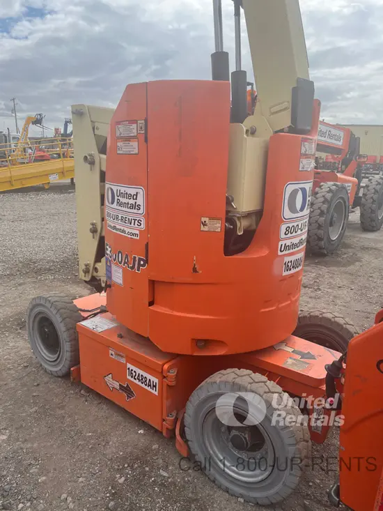 2016 JLG E300AJP Articulating Boom Lift