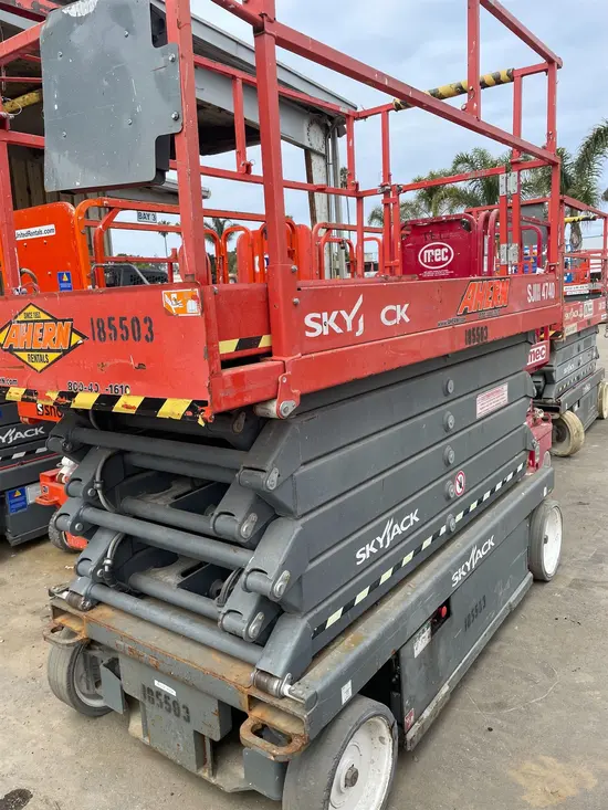 2017 Skyjack SJIII4740 Scissor Lift