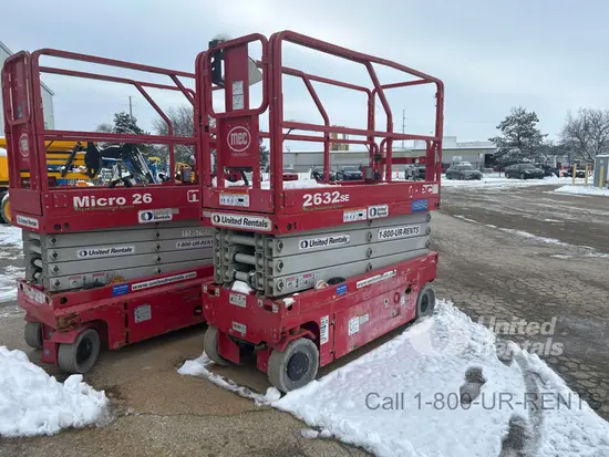 2019 MEC 2632SE Scissor Lift