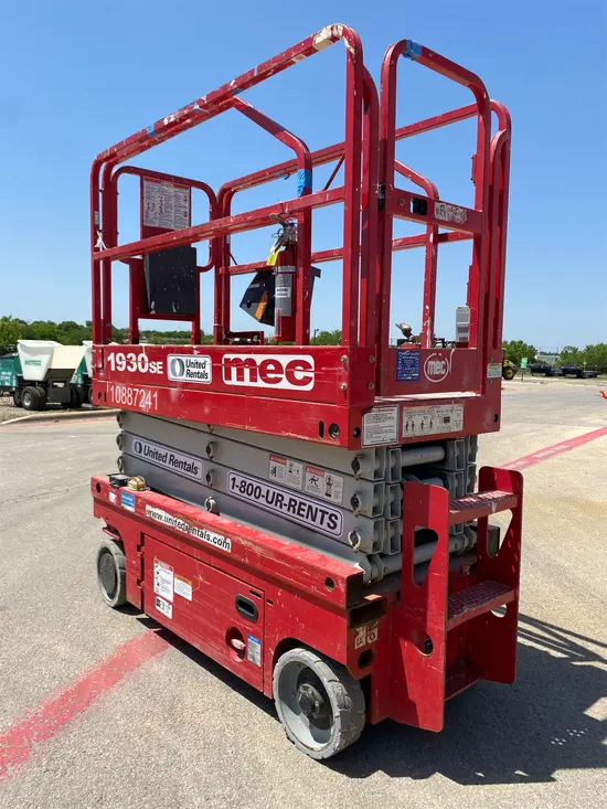 2019 MEC 1930SE Scissor Lift