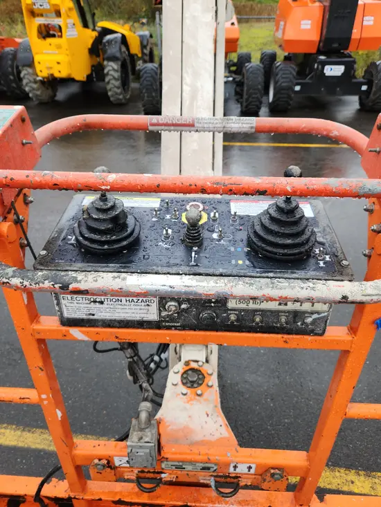 2016 Snorkel TB86J Boom Lift