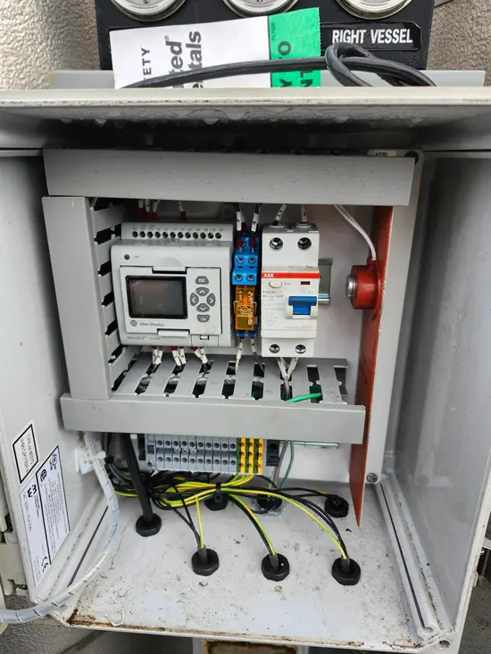 2017 Parker Hannifin TF-TWR1600R