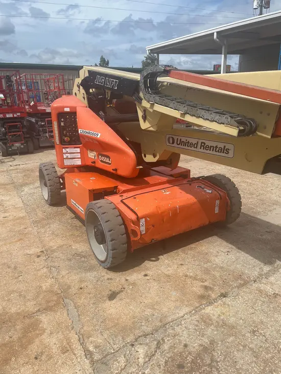 2017 JLG E450AJ Articulating Boom Lift