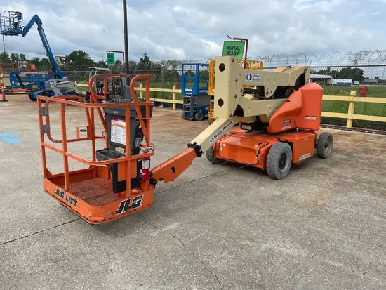 2017 JLG E400AN Articulating Boom Lift